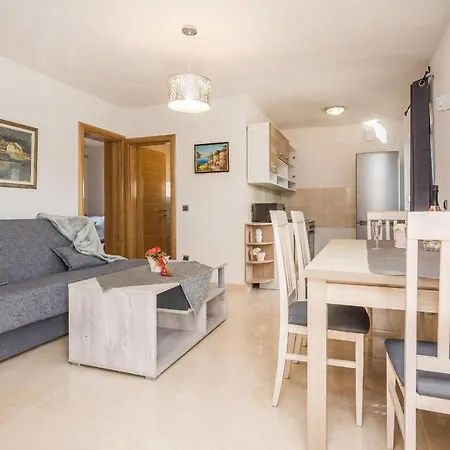 Bozic Apartamento Vir
