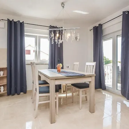 Apartamento Bozic Vir